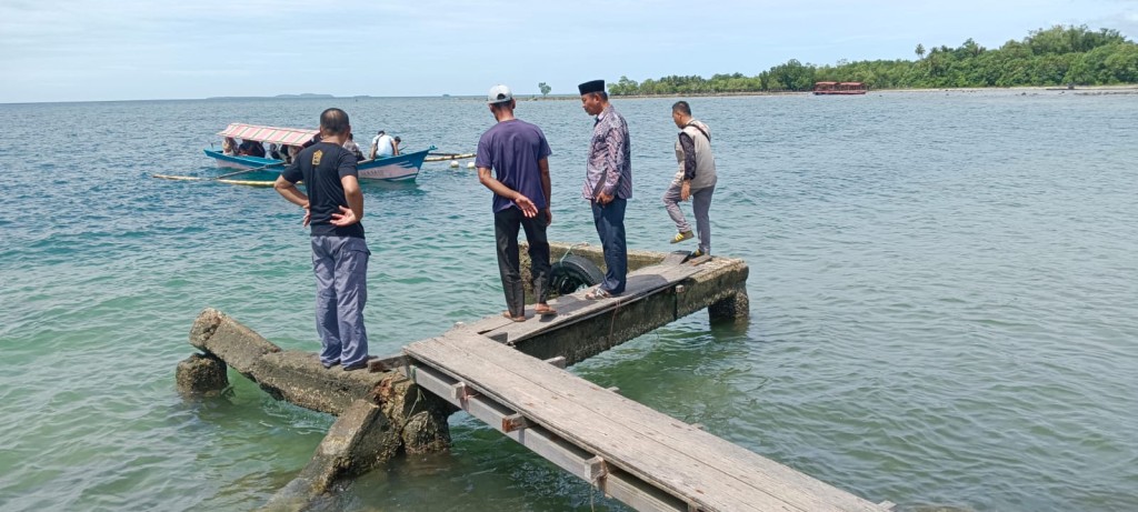 Dermaga Penyebrangan Ke Wisata Pulau Pinang